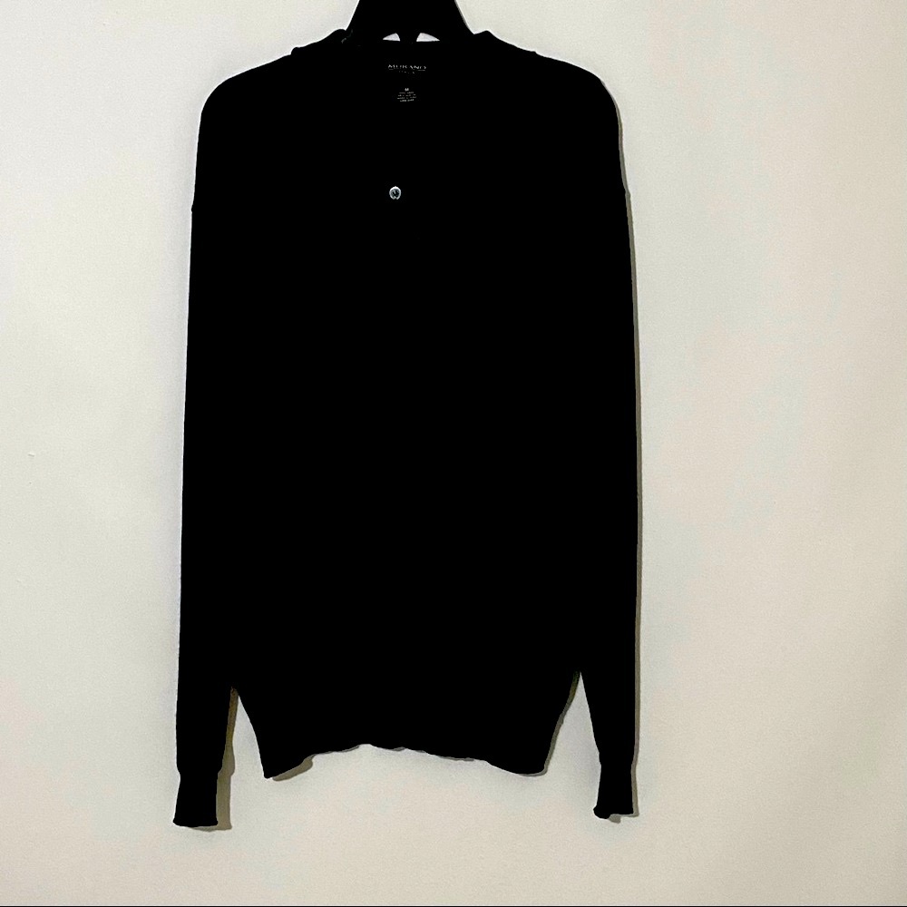Murano Italia mens 55% wool 45% acrylic long sleeves 3 button collar sweater Med